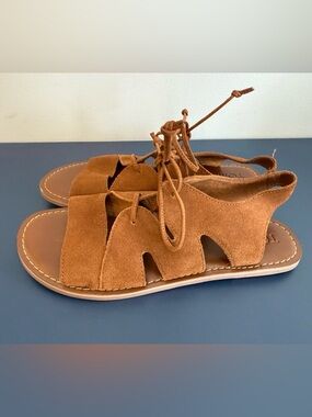 Toms Women’s 8 Calipso Suede Gladiator Sandals Flats Laced Open Toe Cinnamon